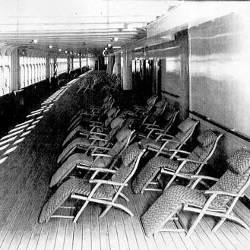 ocean liner deckchairs