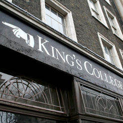 sign pointing to King's College