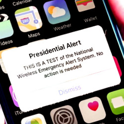 smartphone shows Presidential Alert