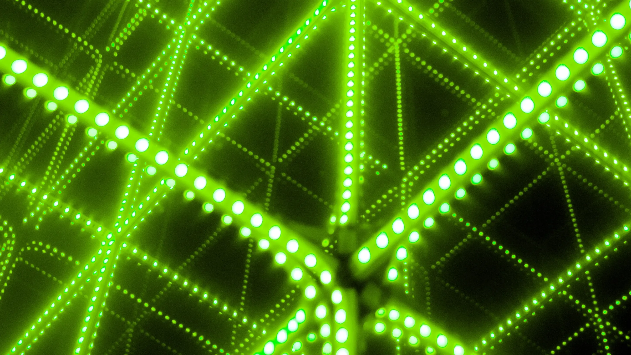 structure of green and white lights