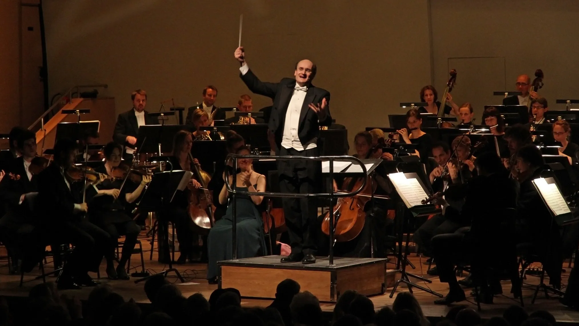 conductor and orchestra